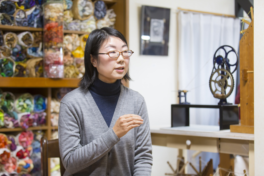 藤田リサ｜1980年生まれ、兵庫県出身。美術館勤務などを経て、2016年6月より現職に至る。